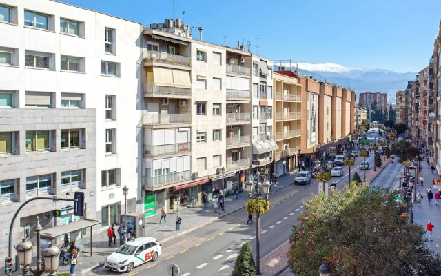 Luxury Apartment in City Center. Puerta Real II