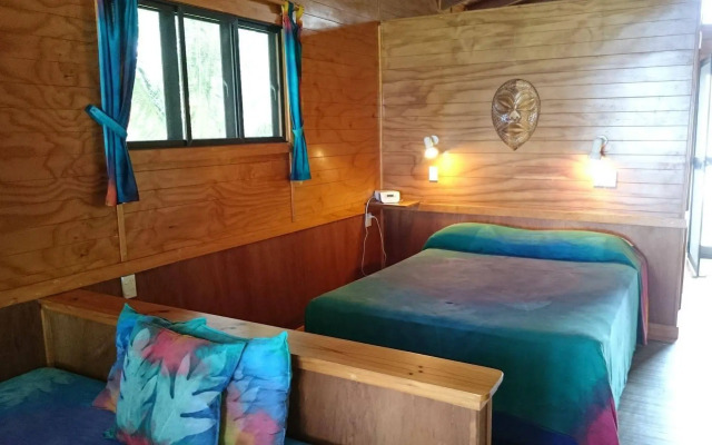 Aroa Beachside Resort