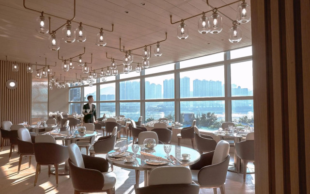 Nina Hotel Tsuen Wan West