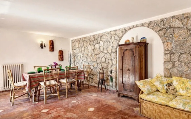 Villa Goldfinger