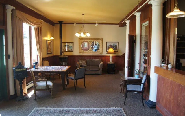 Hotel Halsingland