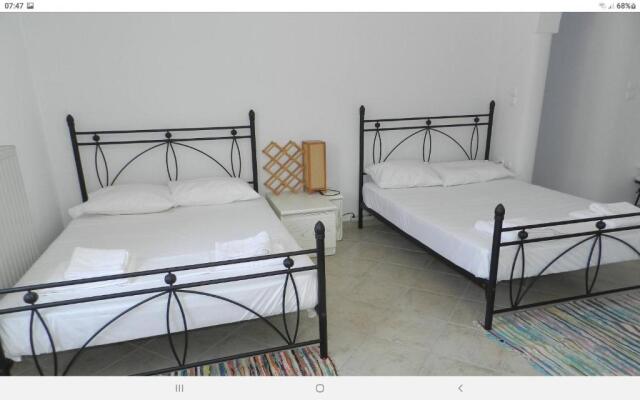 Remarkable 3double-bed House in Daskalio