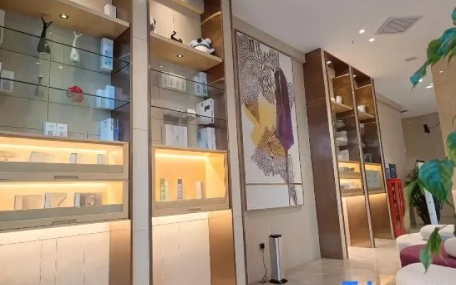 Lavande Hotels（Changde Lixian Branch）