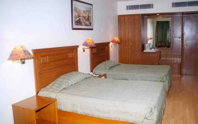 Grand Sartaj