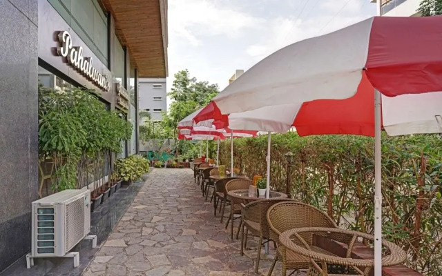 Treebo Tryst Greenstones Boutique