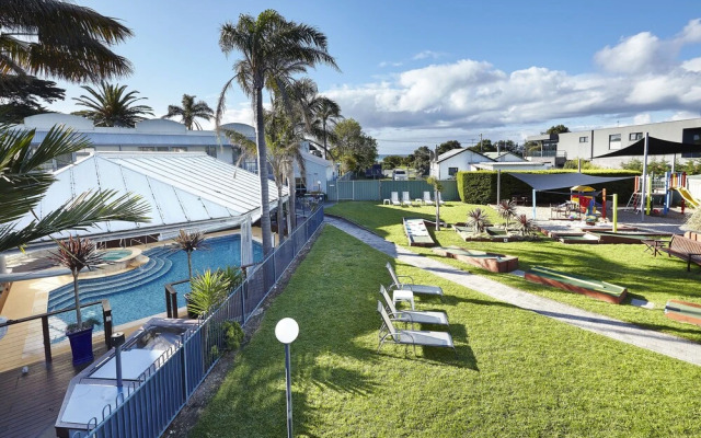 Whitecliffs Beach Resort