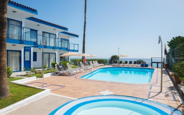 Apartamentos Caribes 1
