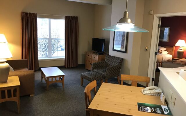 CrestHill Suites SUNY University Albany