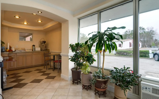 Key West Inn - Newport News