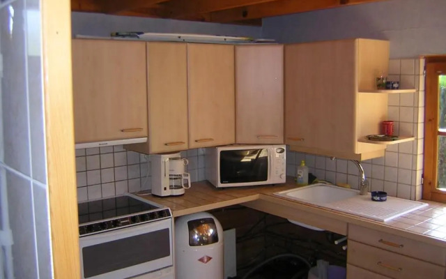 Gite La K-bane au fond du jardin