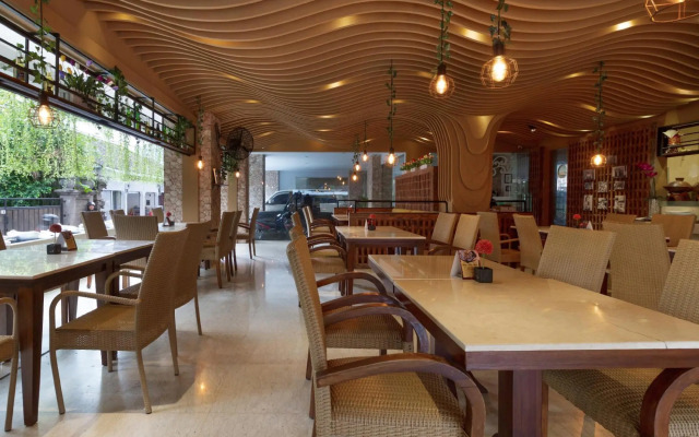 Kuta Angel Hotel Luxurious Living