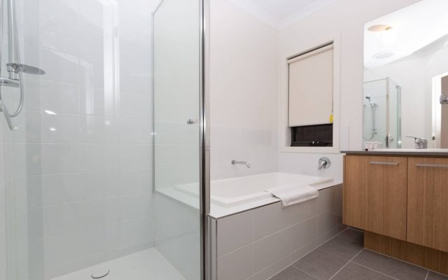 Resortstyle 4BR House With Parking@werribee