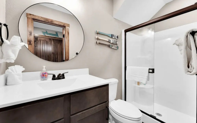 Luxury 7-bedroom Home With Hot Tub Fireplace