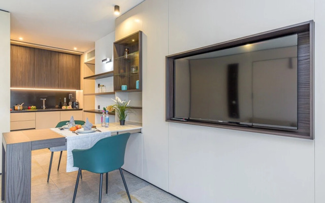 Icon H 308 Suite Micro-living