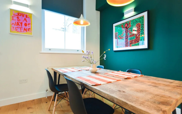 Spacious West Hampstead Apartment by Concept Apartments