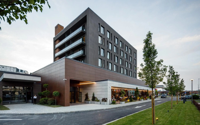 Qosmo Brasov Hotel