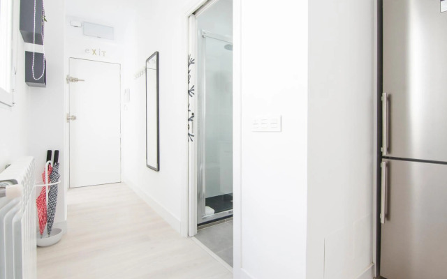 Minty Stay - Jose Ortega y Gasset