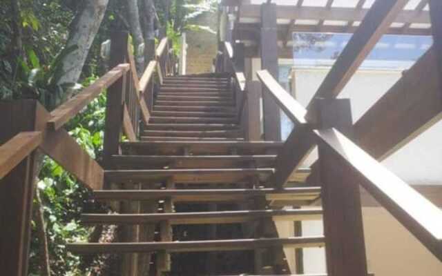 Bombinhas Guest House