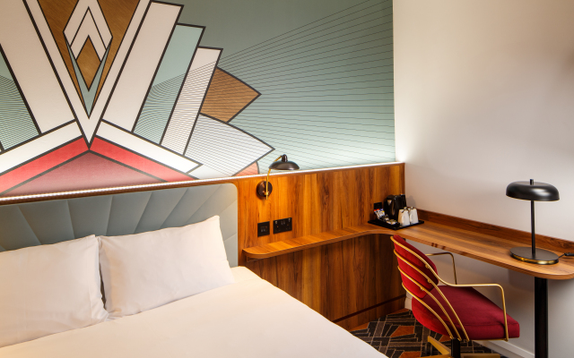 IBIS STYLES London Heathrow East