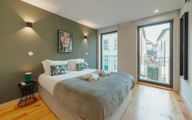 Gaia Premium B Apartment by Vacationy