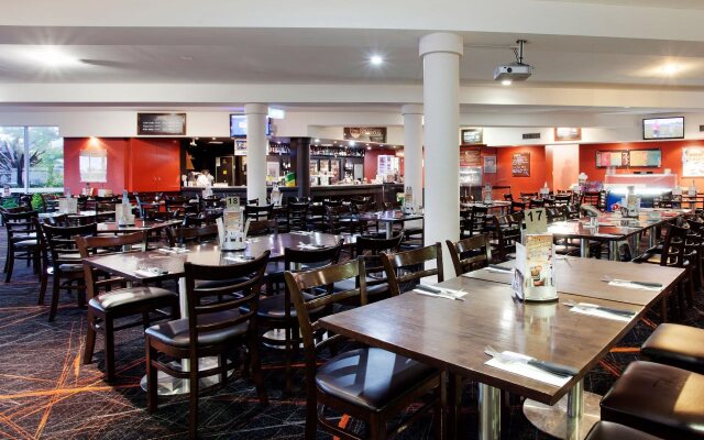 Vale Hotel