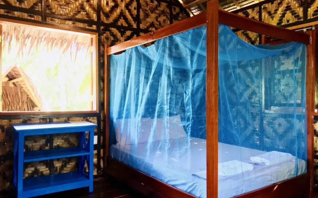 Ilakai Hostel - Adults Only