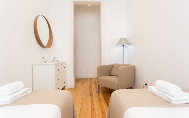 Baixa Modern Three-Bedroom Apartment - by LU Holidays