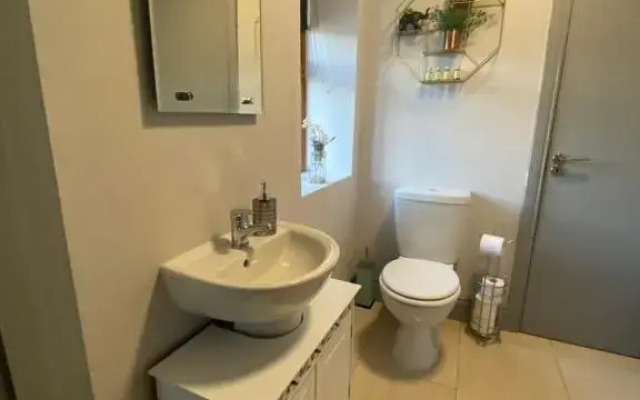 Pier House Room 1