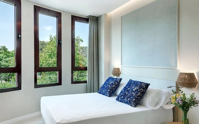 Opera House Valencia B&B