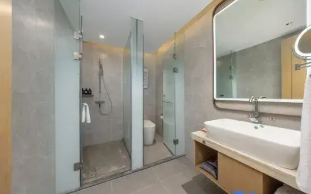 Vienna Hotel Nyingchi Bomi Branch