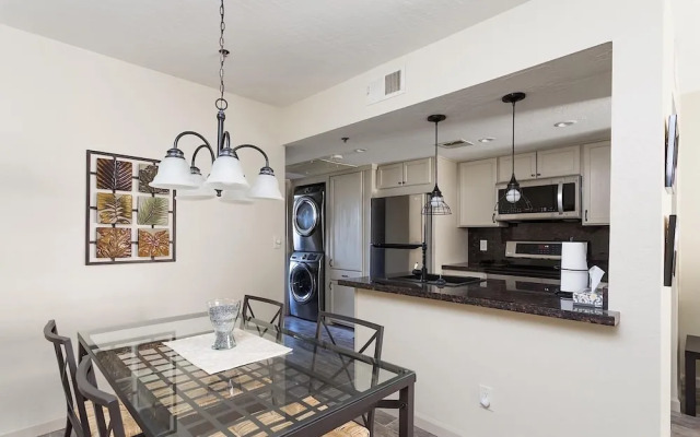 Cliffs in Surprise By Signature Vacation Rentals