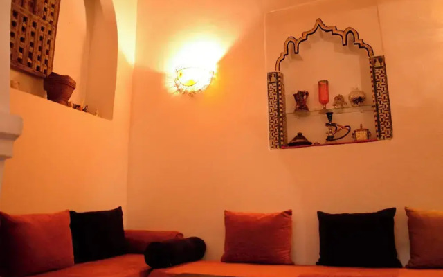 Room-dar Rehla Bab Saida Okla Room