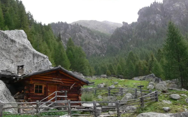 Hotel Montani