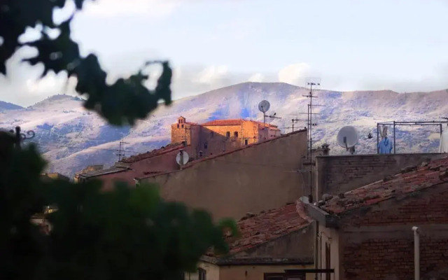 Studio with city view balcony and wifi at Castelbuono