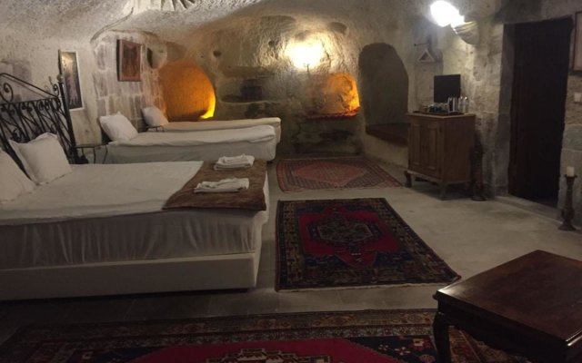 Cave Art Hotel