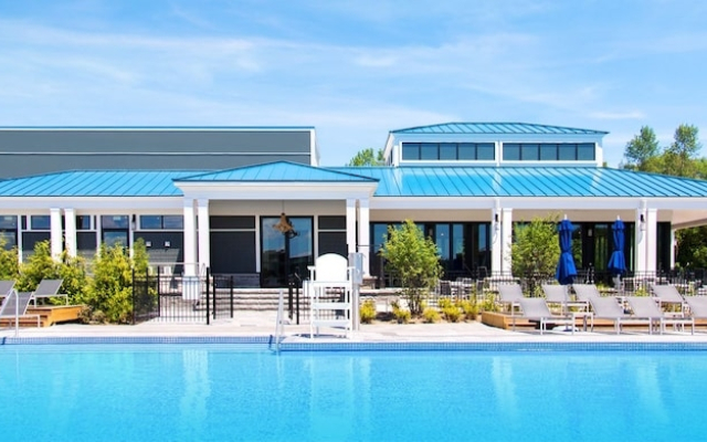 Friday Harbour Resort