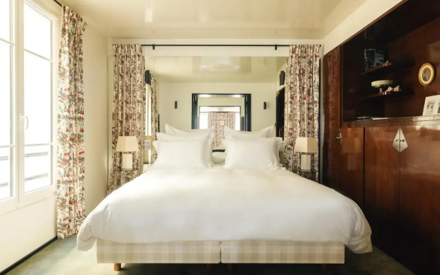Les Suites Cinabre