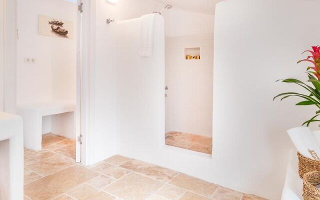 B;yaz Hotel Selimiye