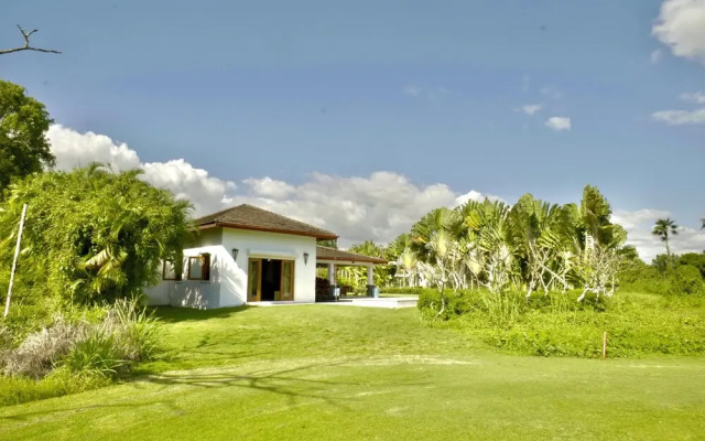 Villa MB