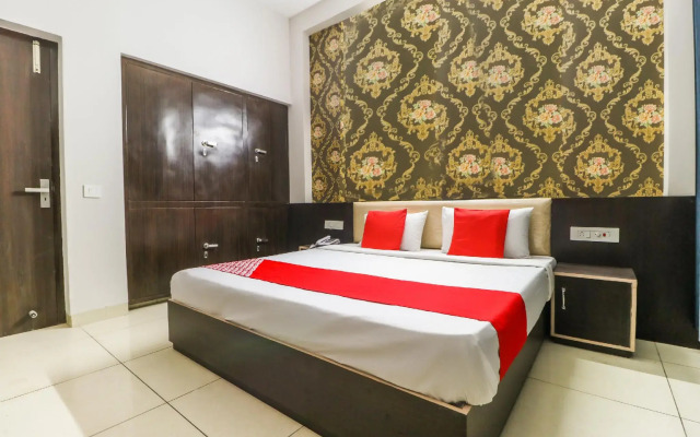 OYO 67188 K9 Regency