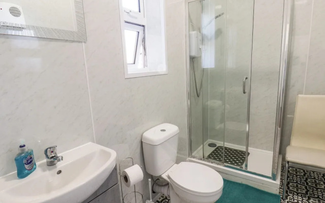 6 Beach View @ Beaconsfield House