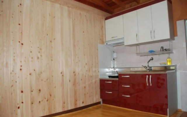 Sacheon Baegunimeomuneungot Pension