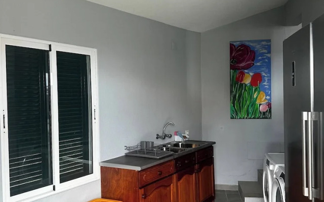 Miguel's Seaview Corner