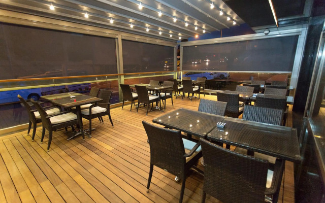 Fesa Business Hotel