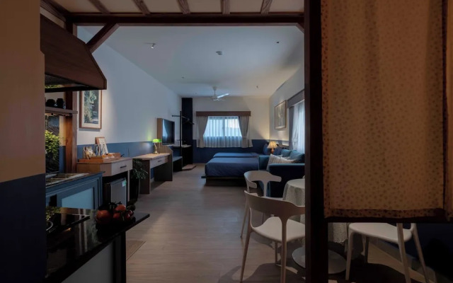 The Lamp Boutique House