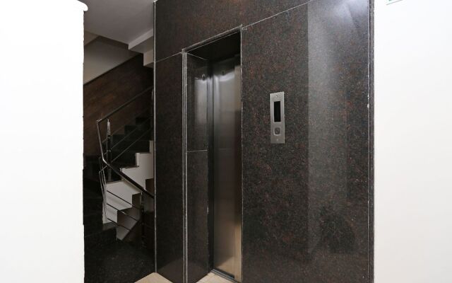 OYO 1245 Hotel Amby Inn