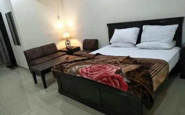 Hotel Golden Inn