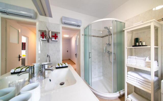 Apartment Axelle 50 METERS TO THE BEACH