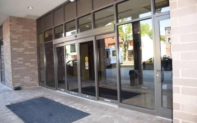 Lafayette Park Hotel & Suites, Trenton