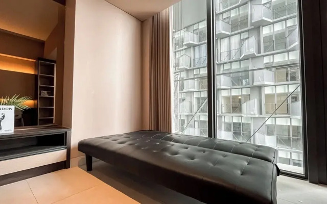 Comfy and Spacious Studio Apartment Carstensz Residence